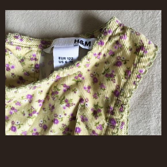 H&M corduroy sleeveless dress. Size 6-7. - Picture 3 of 6